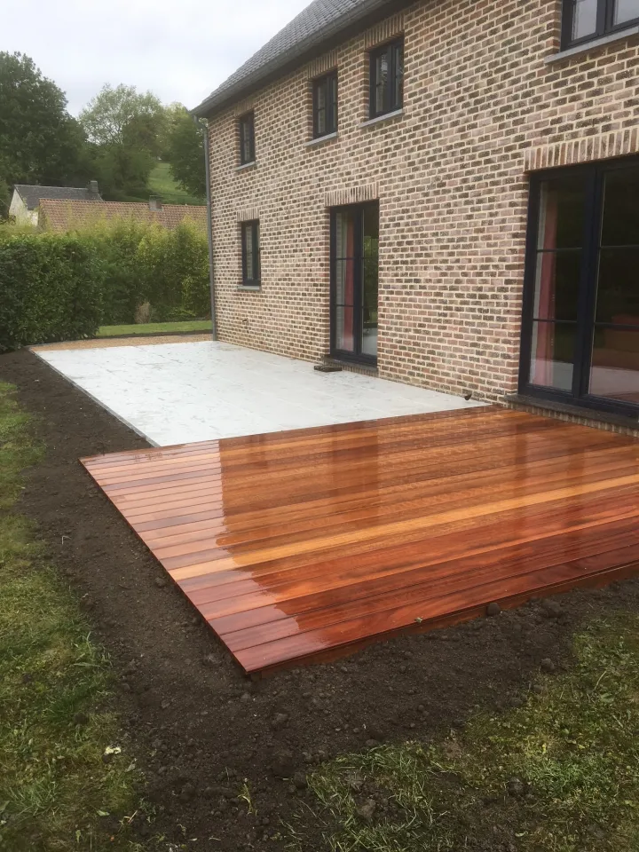 création de terrasse extérieure en bois