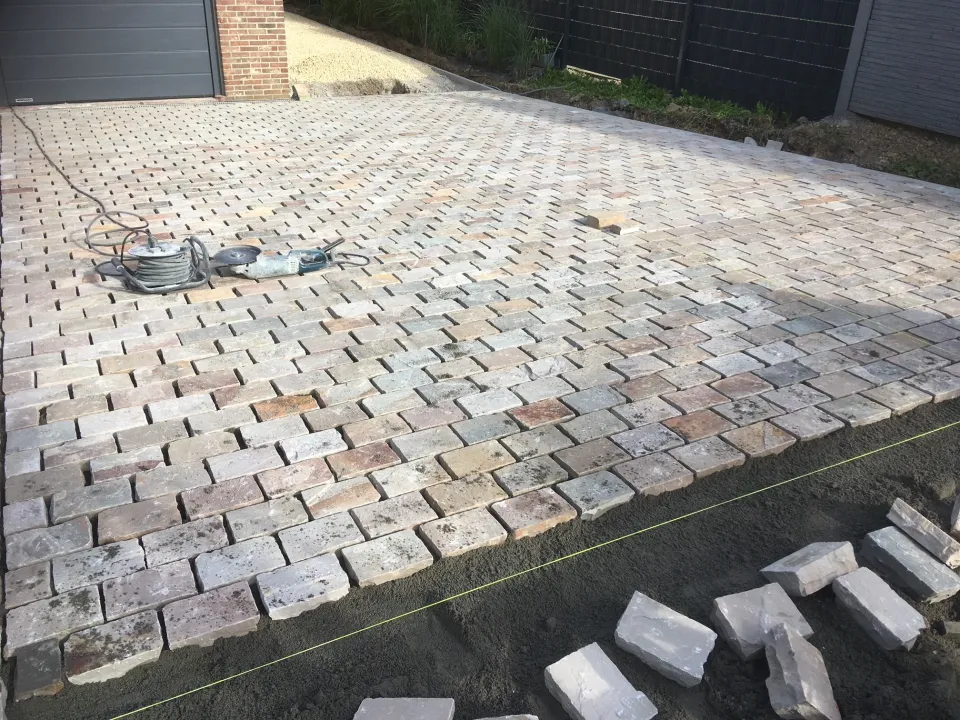pavage réalisé en extérieur