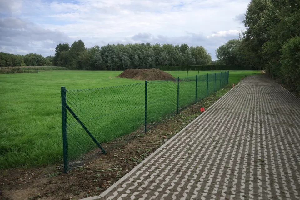 clôture rigide pour aménagement extérieur