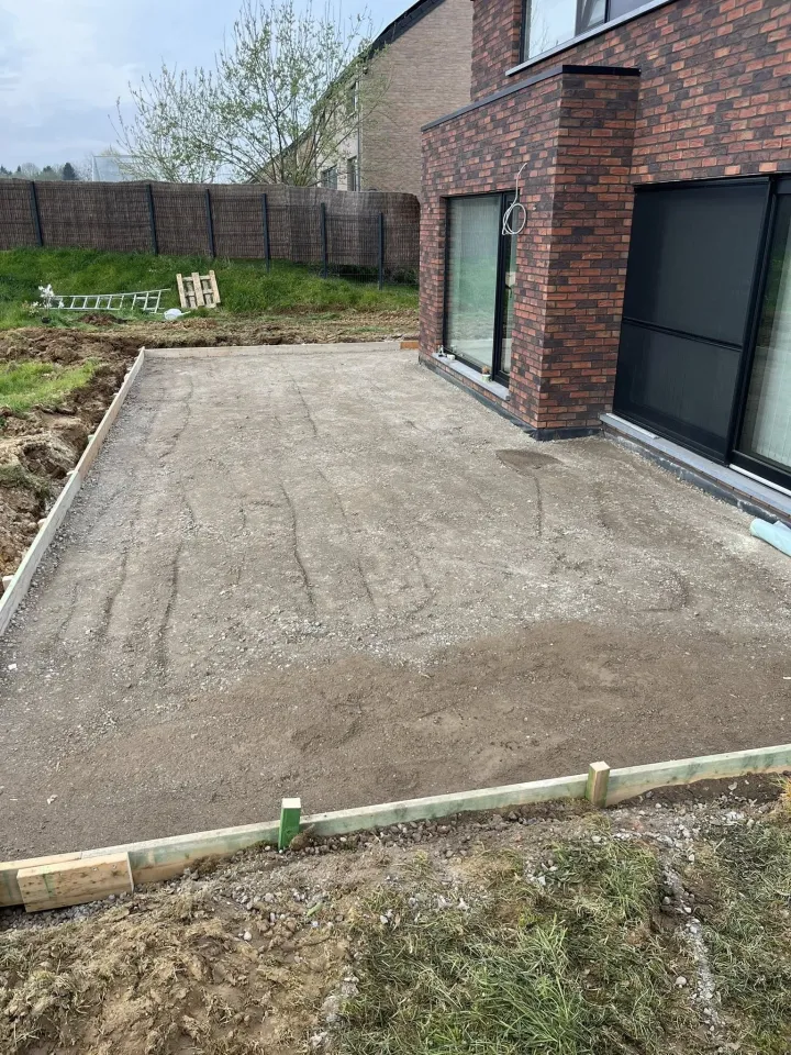 dallage terrasse extérieure à Hannut par Green Concept