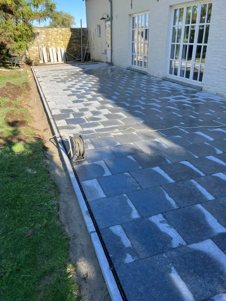réalisation pavage extérieur à Hannut par Green Concept